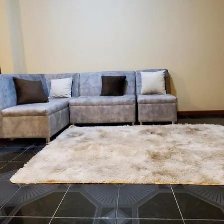 Departamento En Cuenca, 2 Habitaciones Y Parqueo Gratis Exterior foto