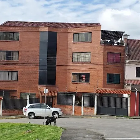 Departamento En Cuenca, 2 Habitaciones Y Parqueo Gratis Exterior foto